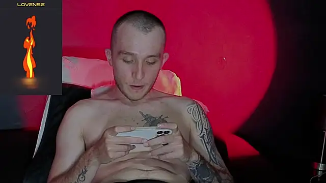 Dylanwhite23  online show from 02/07/26, 02:08