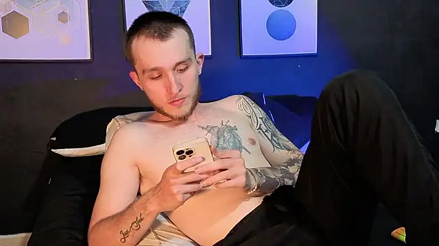 Dylanwhite23  online show from 03/13/26, 03:22