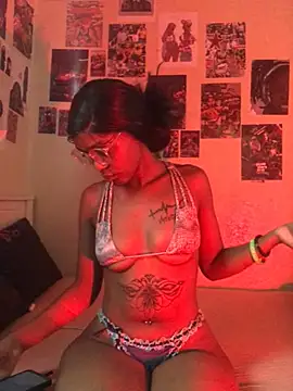 naughtybitches5 online show from 03/23/26, 05:51