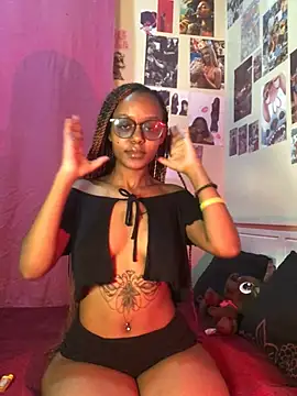 naughtybitches5 online show from 06/19/26, 05:02
