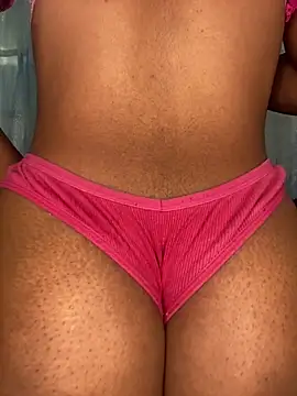 naughtybitches5 online show from 12/18/25, 04:17