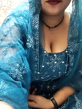 Indian-Nazia online show from 12/02/25, 07:04