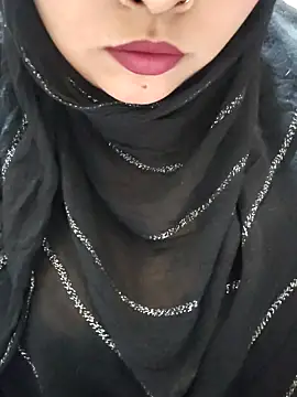 Indian-Nazia online show from 12/17/25, 06:13