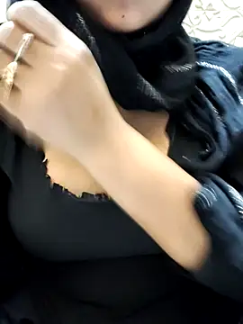 Indian-Nazia online show from 11/24/25, 06:19