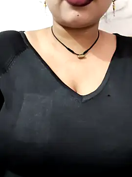 Indian-Nazia online show from 11/14/25, 06:33