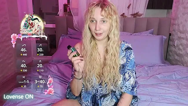 GoodGirl0024 online show from 02/23/25, 07:49