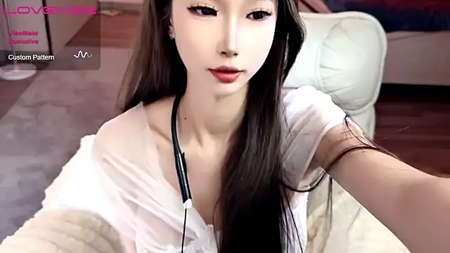 JoooJo  online show from 10/30/25, 02:58