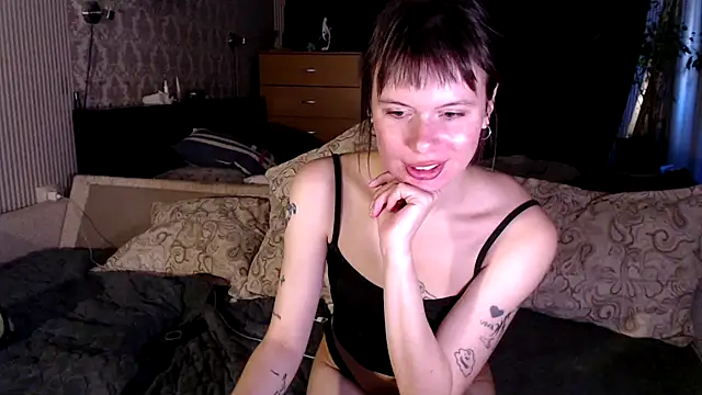 Snapshot of Vienaxtexasxparis chatting on 09/11/25, 10:04 Vienaxtexasxparis online show from 09/11/25, 10:04