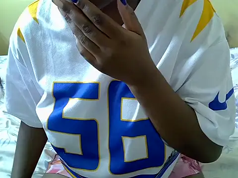 prettylacey3 online show from 06/10/26, 09:16