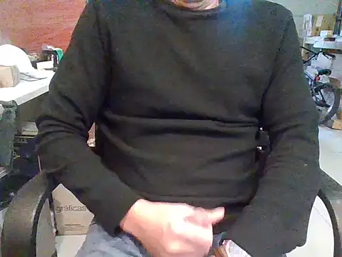 Raimundo1971 online show from 04/14/26, 03:50