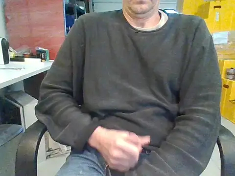 Raimundo1971 online show from 11/12/25, 02:21
