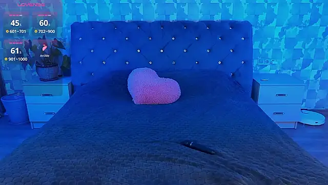 SuzannaWild online show from 02/08/26, 10:02