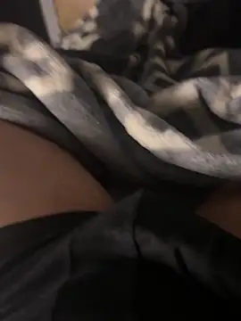 kevinxrcmk18 online show from 11/01/25, 09:30