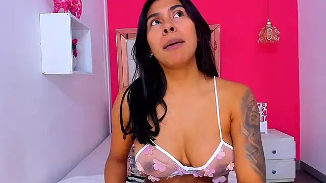 Veronika horny69 online show from 03/05/25, 11:38