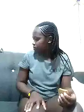 Sweetcecie01 online show from 09/27/25, 09:10