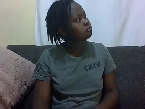 Sweetcecie01 online show from 03/14/26, 09:10