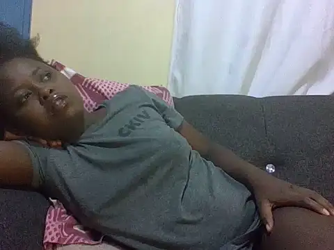 Sweetcecie01 online show from 03/28/26, 08:43