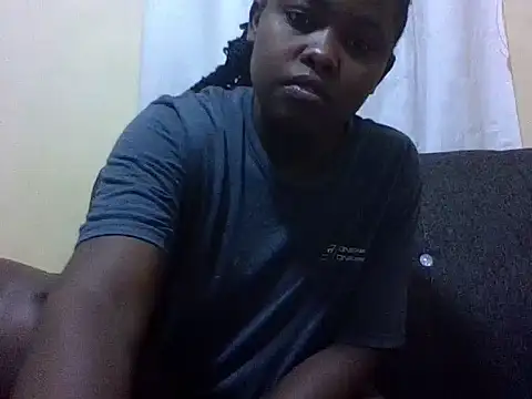 Sweetcecie01 online show from 06/05/26, 08:25