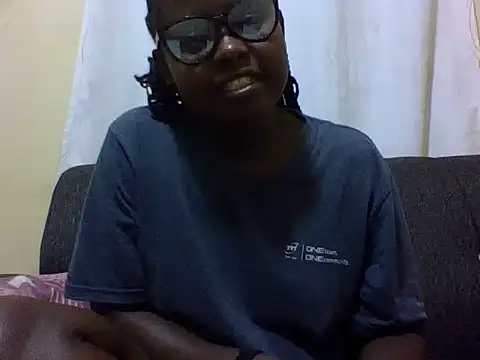 Sweetcecie01 online show from 05/14/26, 08:39