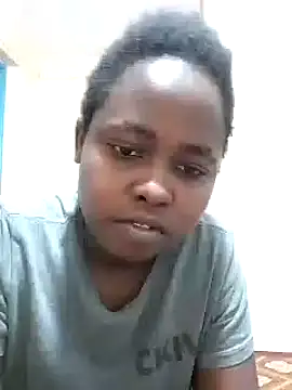 Sweetcecie01 online show from 09/22/25, 08:48