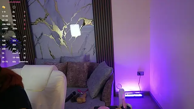 Snapshot of Anybuny chatting on 10/23/25, 12:37 Anybuny online show from 10/23/25, 12:37