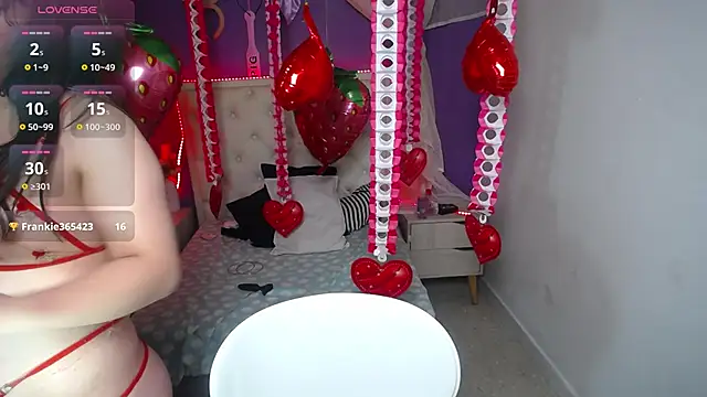 Ingrid Casas online show from 02/14/25, 03:11