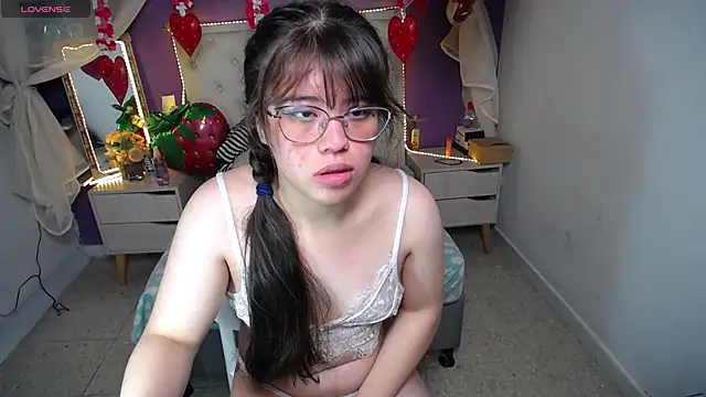 Ingrid Casas online show from 02/20/25, 02:51