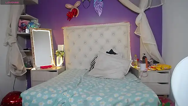 Ingrid Casas online show from 03/03/25, 02:22