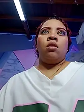 AngelaCoffee online show from 10/26/25, 03:07