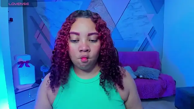 AngelaCoffee online show from 11/11/25, 02:50