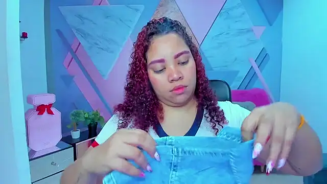 AngelaCoffee online show from 11/14/25, 03:32