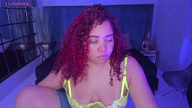 Snapshot of AngelaCoffee chatting on 07/14/26, 03:22 AngelaCoffee online show from 07/14/26, 03:22