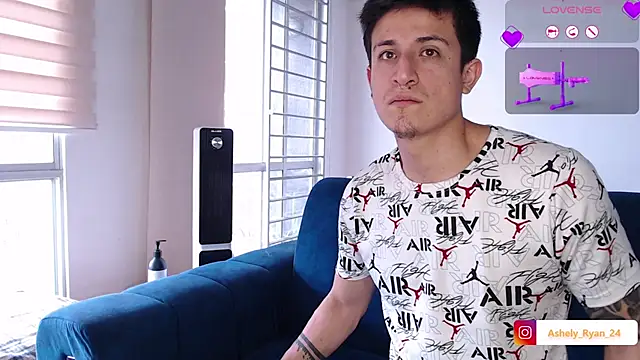 ashely ryan24 online show from 11/15/25, 05:39