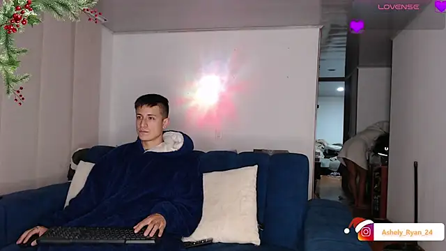 ashely ryan24 online show from 01/06/26, 11:20