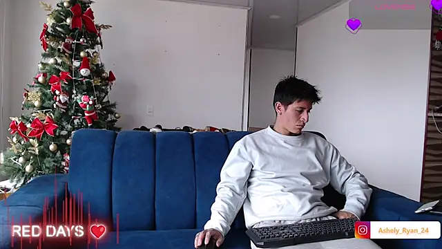 ashely ryan24 online show from 11/26/25, 06:30