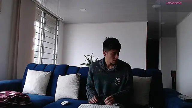 ashely ryan24 online show from 03/11/25, 12:50