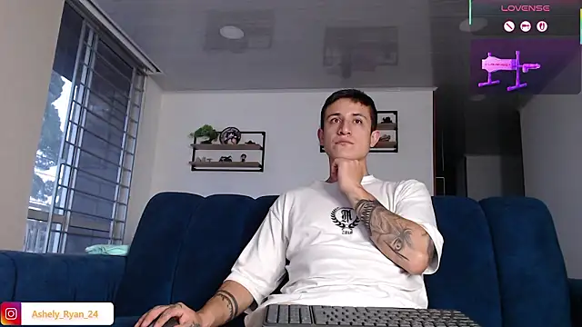 ashely ryan24 online show from 03/17/26, 10:57