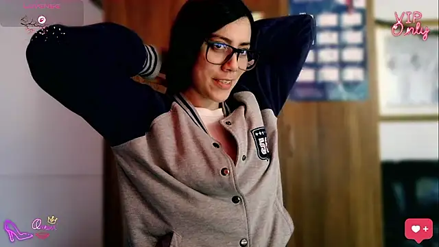 LauGrayJ online show from 01/09/26, 12:01