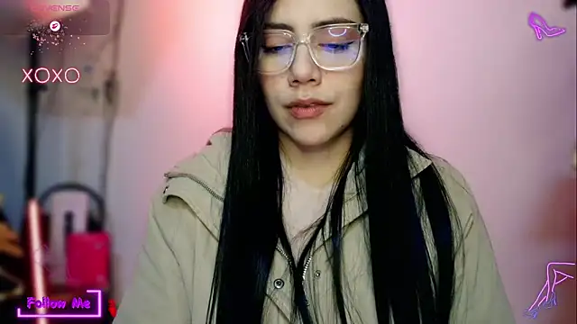 LauGrayJ online show from 11/20/25, 05:41