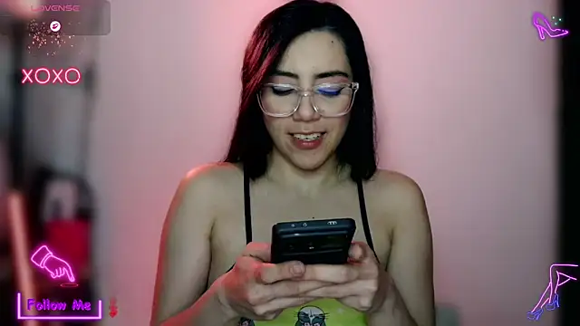 LauGrayJ online show from 12/02/25, 06:48