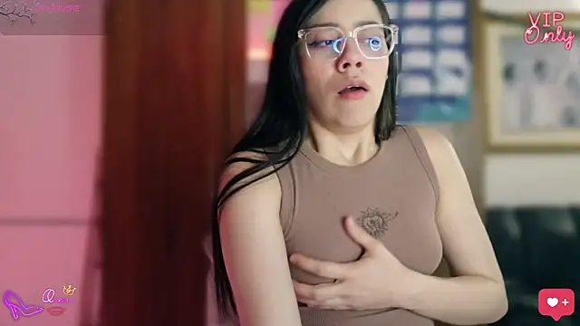 LauGrayJ online show from 03/22/26, 12:47