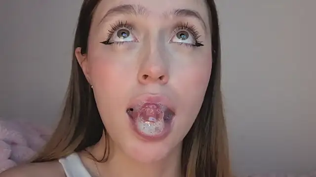 SofiaGc online show from 10/27/25, 03:40