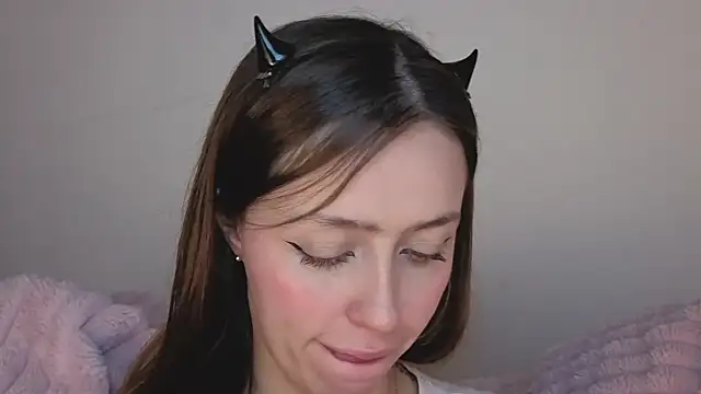 SofiaGc online show from 11/13/25, 04:38