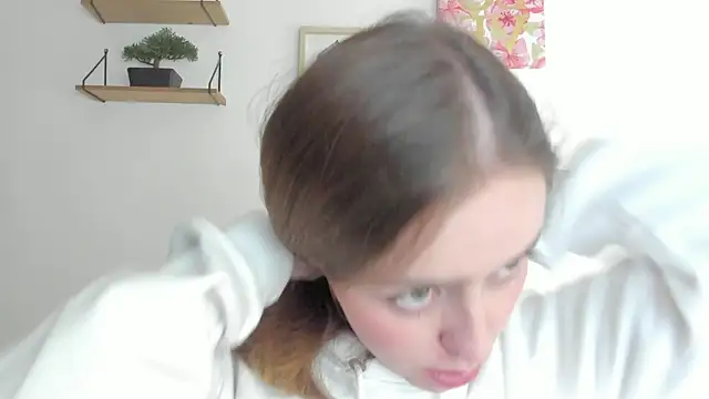 SofiaGc online show from 12/22/24, 04:17