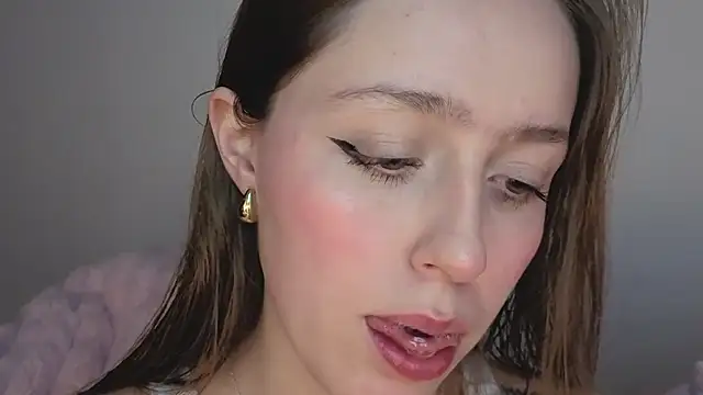 SofiaGc online show from 11/30/25, 04:02