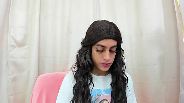  cat 18 online show from 03/18/25, 02:17