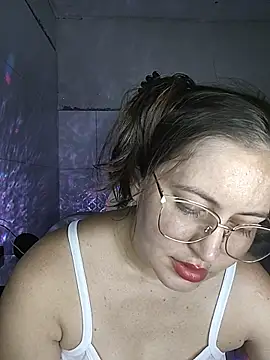 dani123unica online show from 11/28/25, 10:43