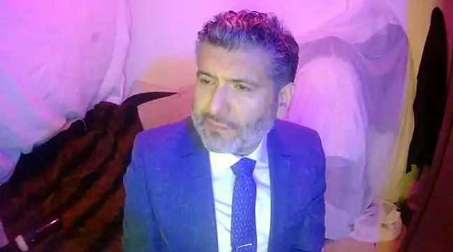 BushBator online show from 02/11/25, 06:51