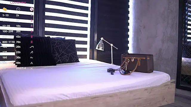 MissKiarra online show from 05/26/26, 06:22