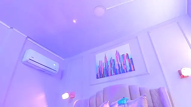 bigboobsnaughty1 online show from 11/21/25, 10:47